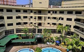 Affordable Cozy Apartment @ Coral Bay Resort